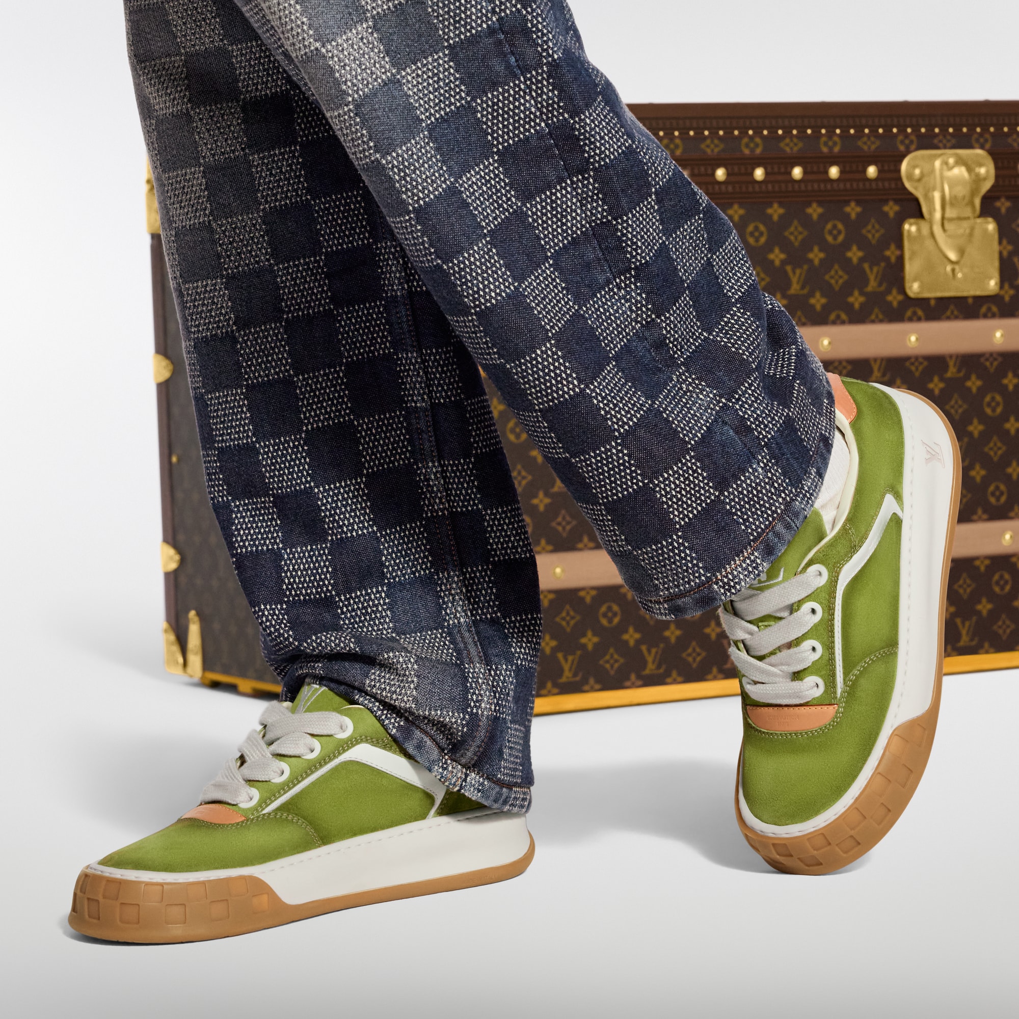 LV ティルテッド スニーカー ｜ルイ・ヴィトン 公式サイト - 1AJTH1